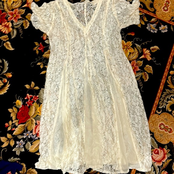 Cream nightgown dress - Picture 1 of 4